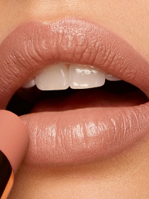 Помада стило Hydra Shiny Lip Stylo KIKO MILANO модель KM000000554015B Фото