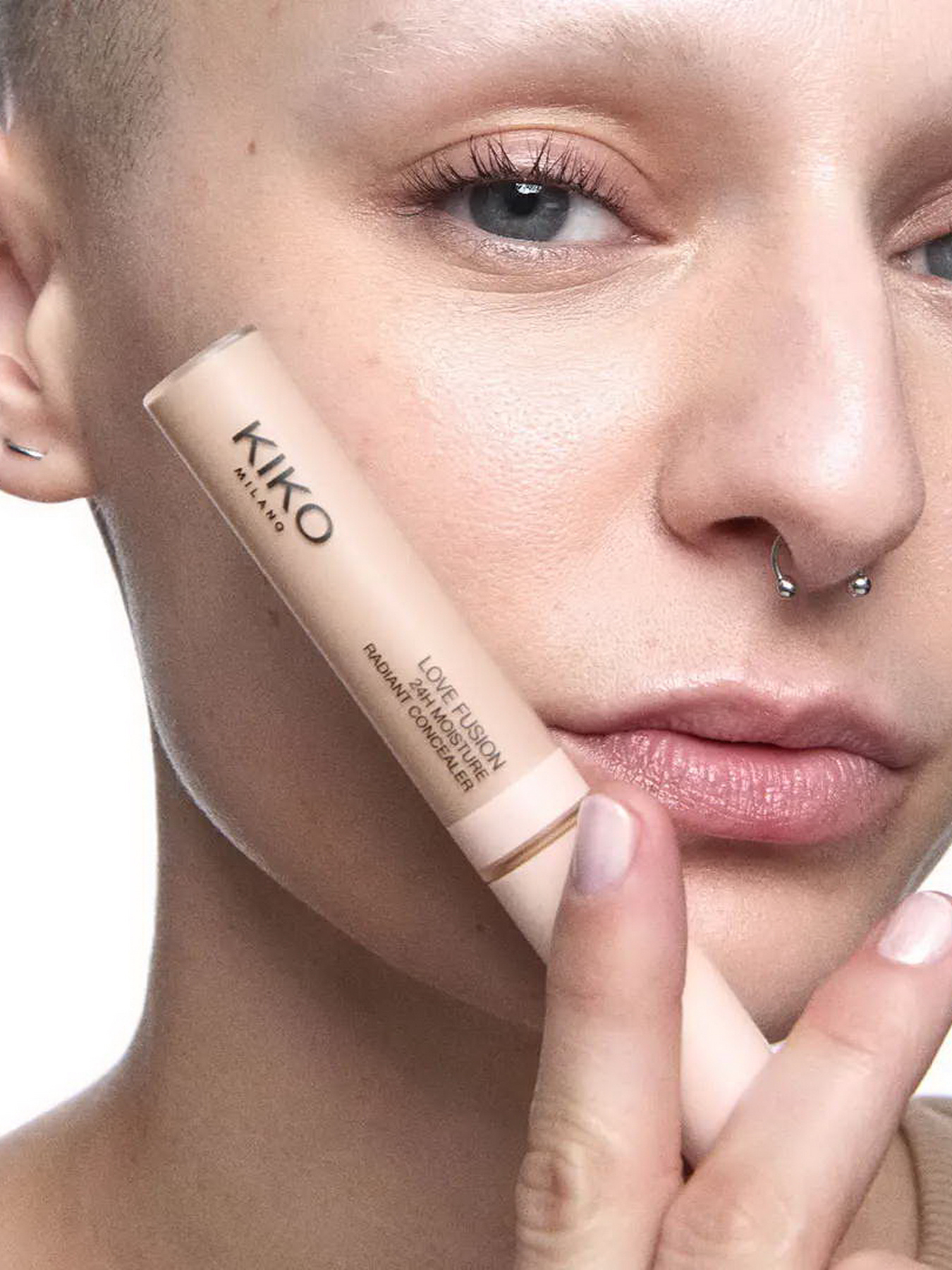 KIKO MILANO модель KM000000879002B KIKO MILANO модель KM000000879002B Фото