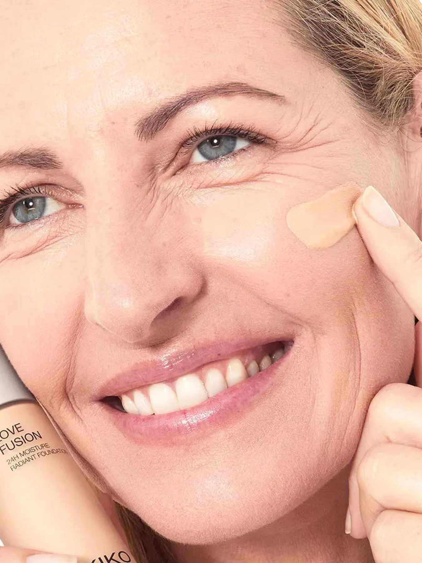 Тональна основа Love Fusion 24h Moisture Fdt KIKO MILANO модель KM000000878014B Фото