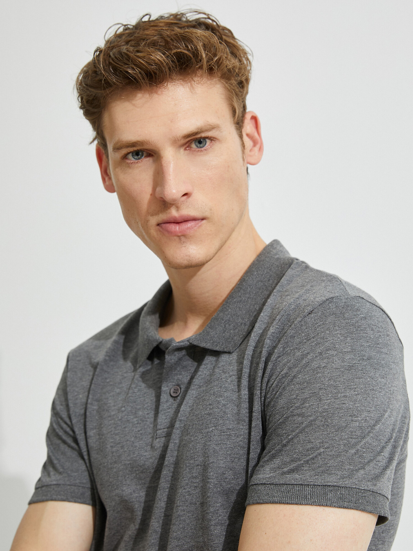 Поло Koton модель 1YAM12032LK045 Поло Koton модель 1YAM12032LK045 Фото