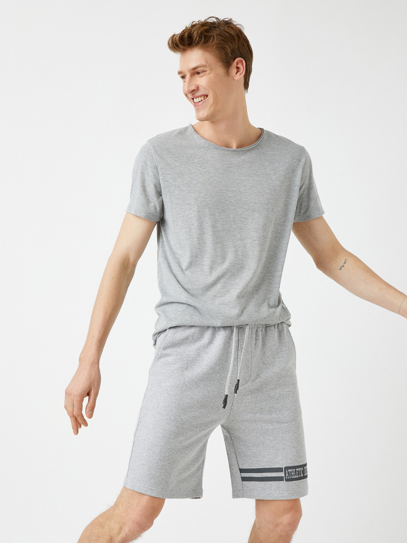 Шорты Koton модель 1YAM41163OK027 Фото