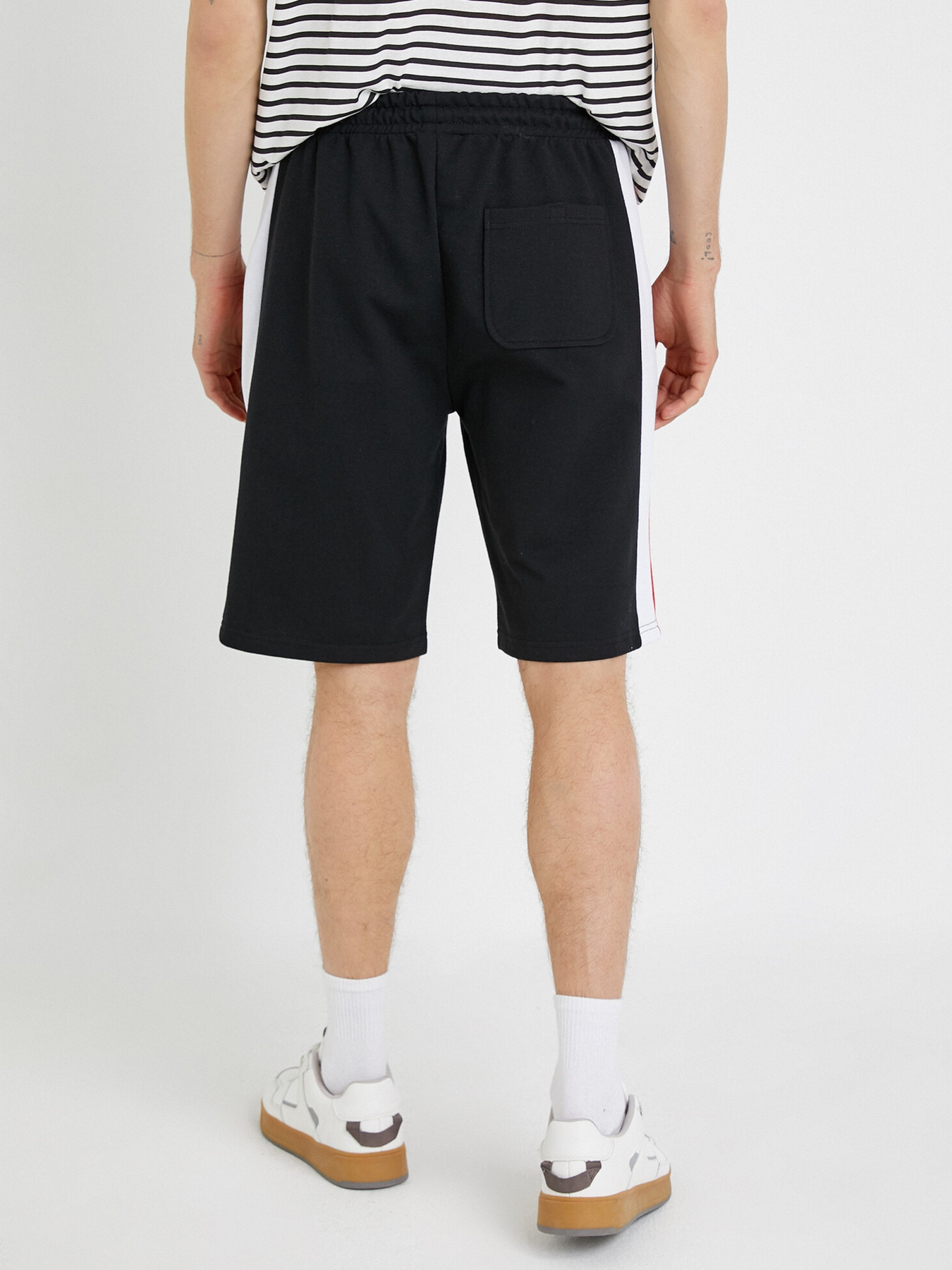 Шорты Koton модель 1YAM41075MK999 Фото