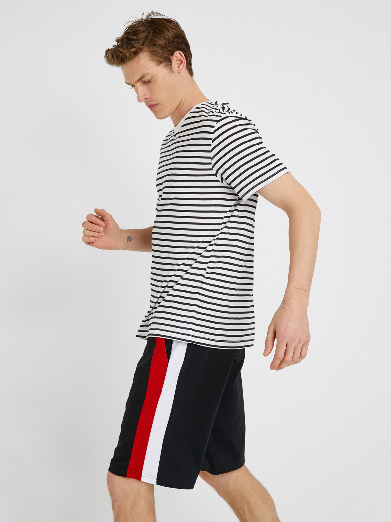 Шорти Koton модель 1YAM41075MK999 Фото