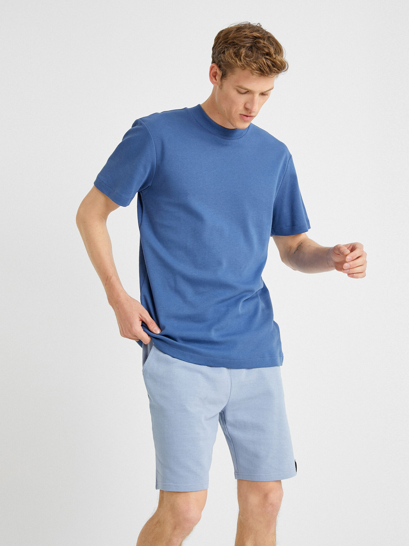 Футболки и поло Koton модель 1YAM11123OK600 Фото