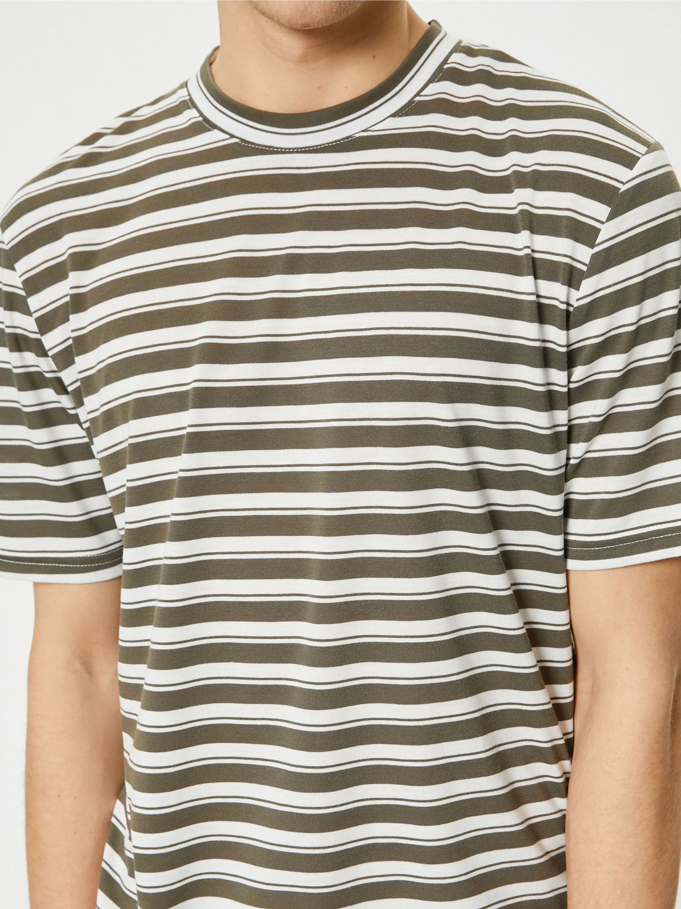 Футболка Koton модель 4SAM10278HK8S2 Фото