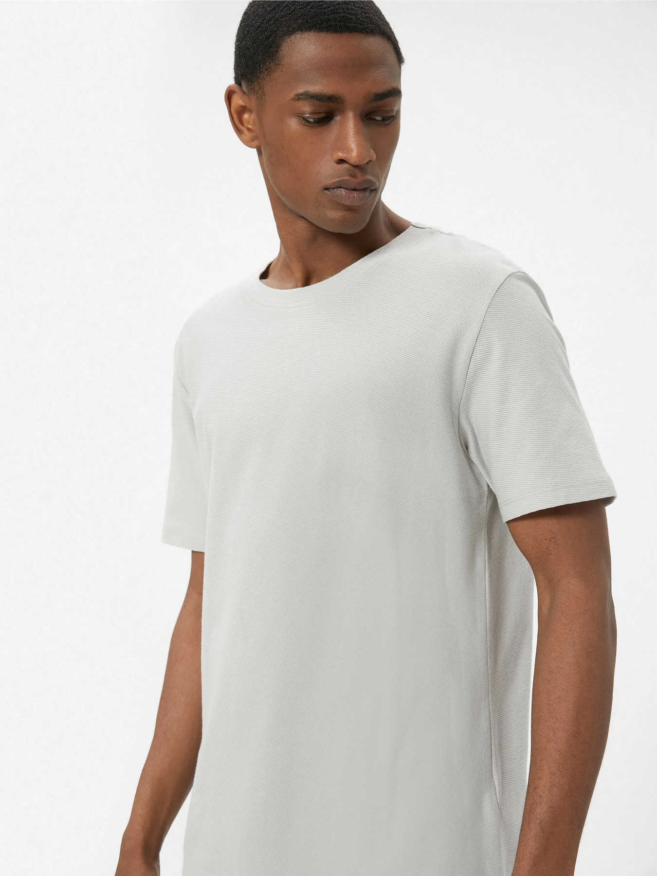 Футболка Koton модель 4SAM10835HK024 Футболка Koton модель 4SAM10835HK024 Фото