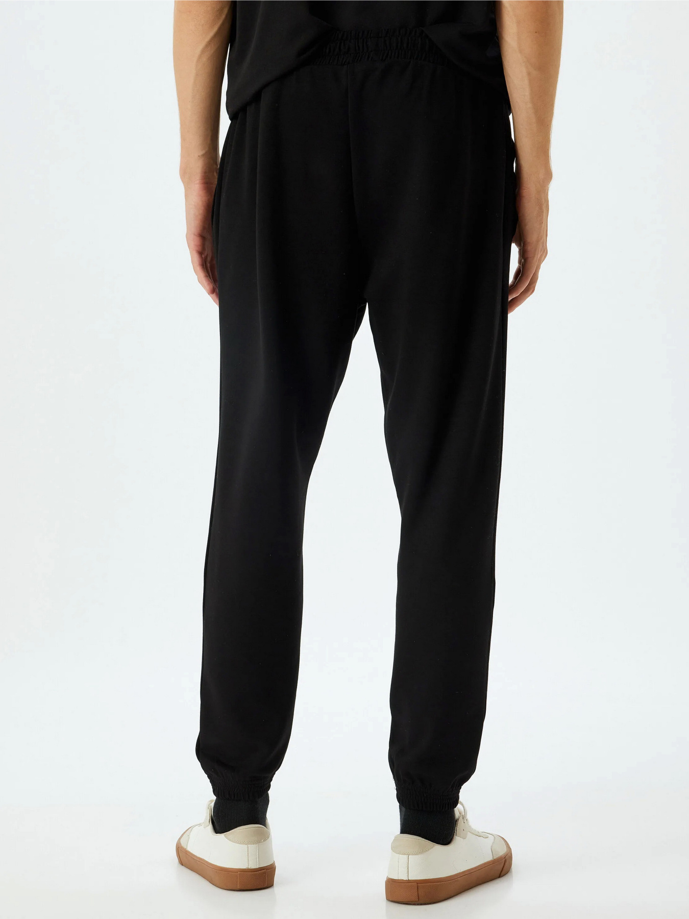 Джогери Koton модель 5WAM40047MK999 Джогери Koton модель 5WAM40047MK999 Фото