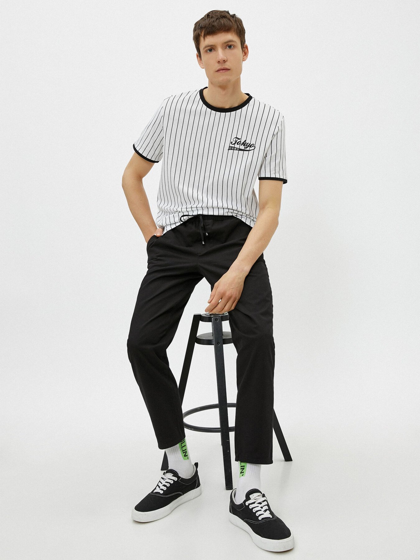 Повседневные штаны Koton модель 1YAM42101BW999 Фото