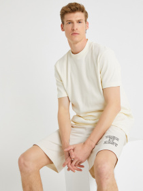 Футболки и поло Koton модель 1YAM11123OK001 Футболки и поло Koton модель 1YAM11123OK001 Фото