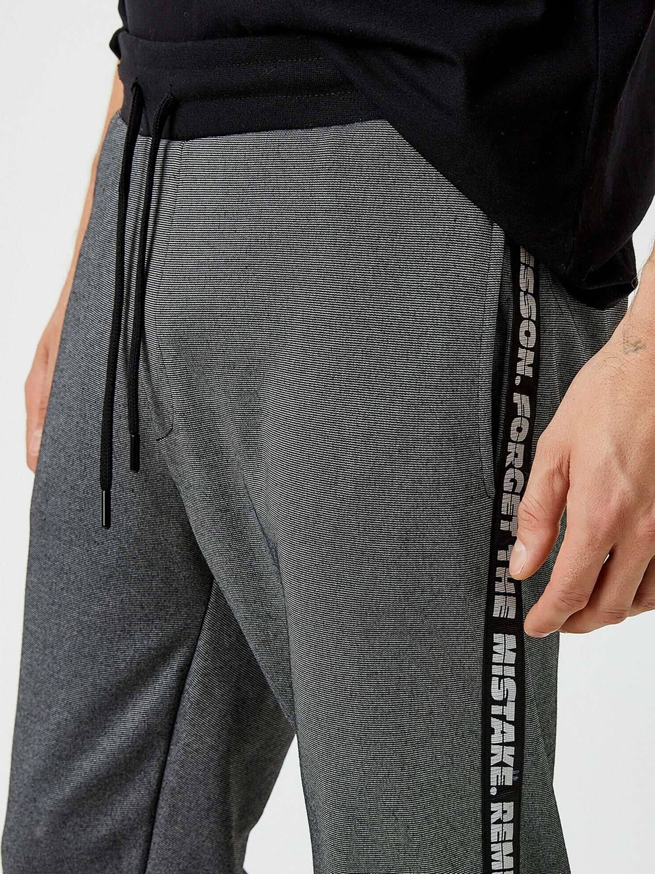 Штаны спортивные Koton модель 2KAM41350LK045 Фото