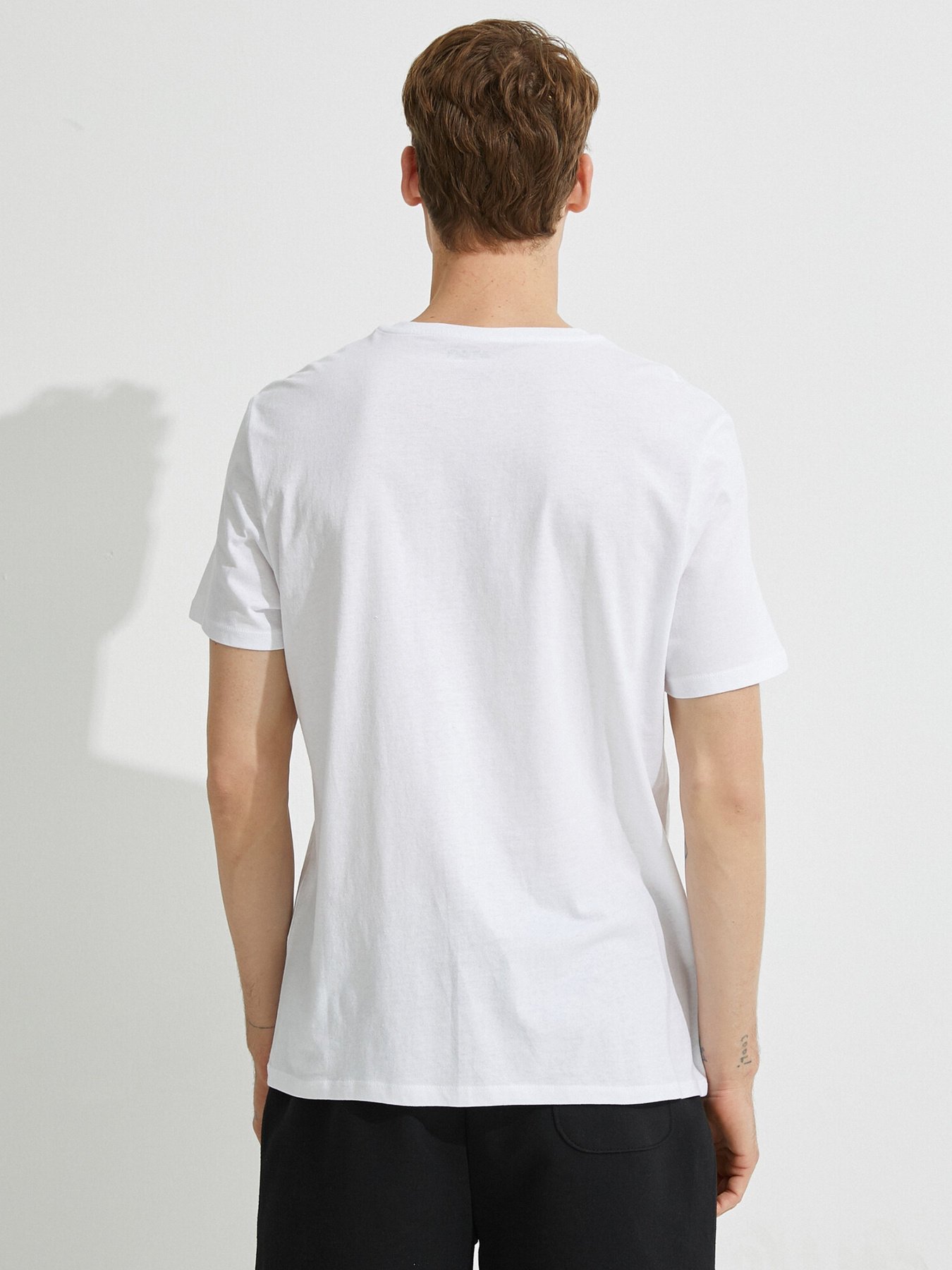 Футболки и поло Koton модель 1YAM14498OK000 Фото