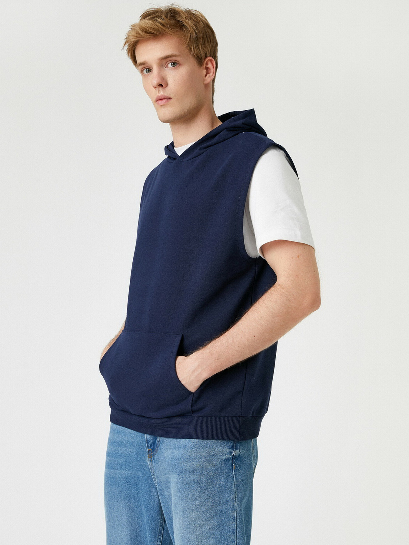 Жилет Koton модель 2KAM71335MK961 Фото