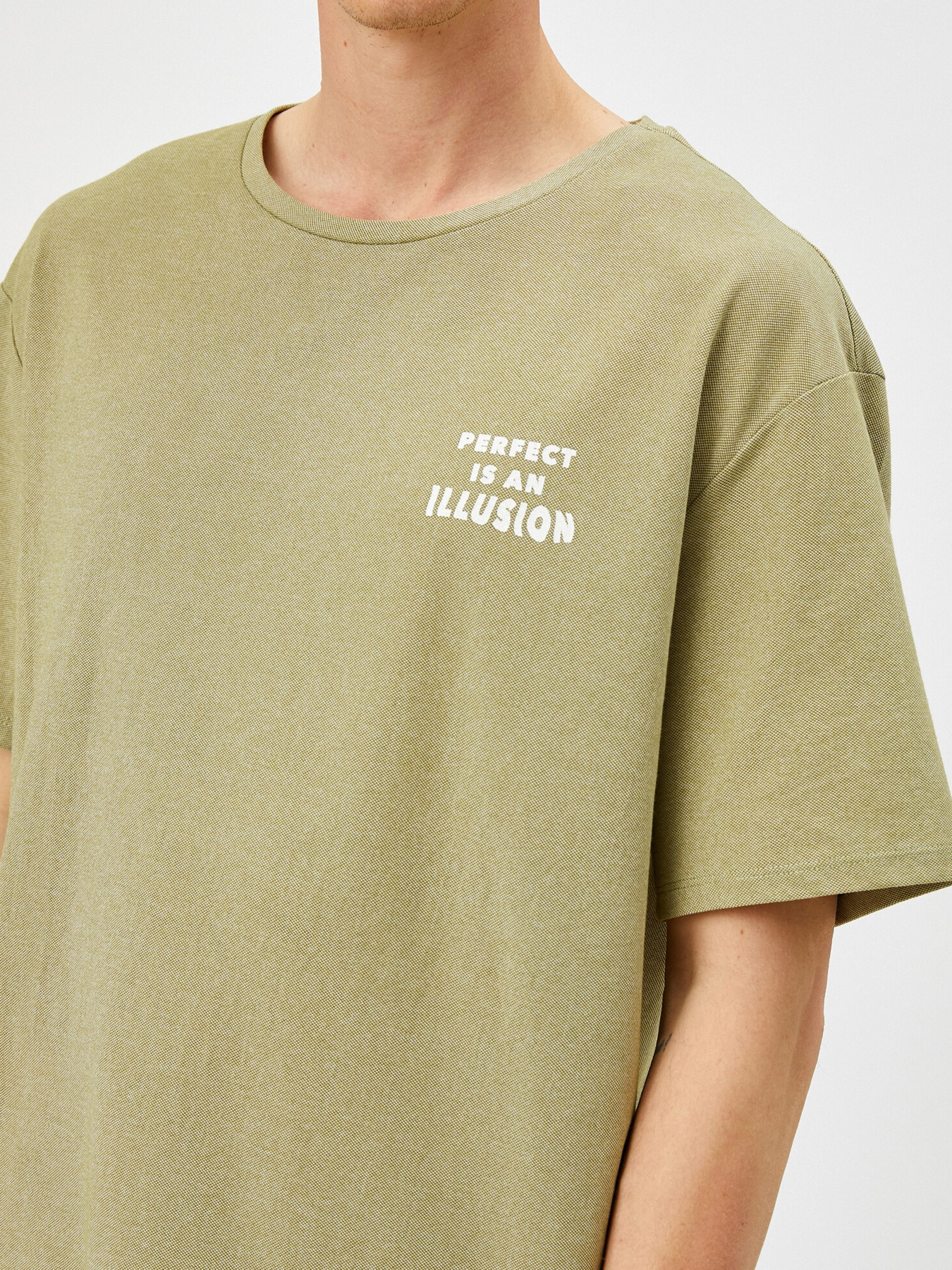 Футболки и поло Koton модель 1YAM11912HK834 Фото