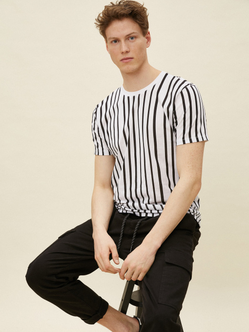 Футболки и поло Koton модель 1YAM12020LK02N Фото