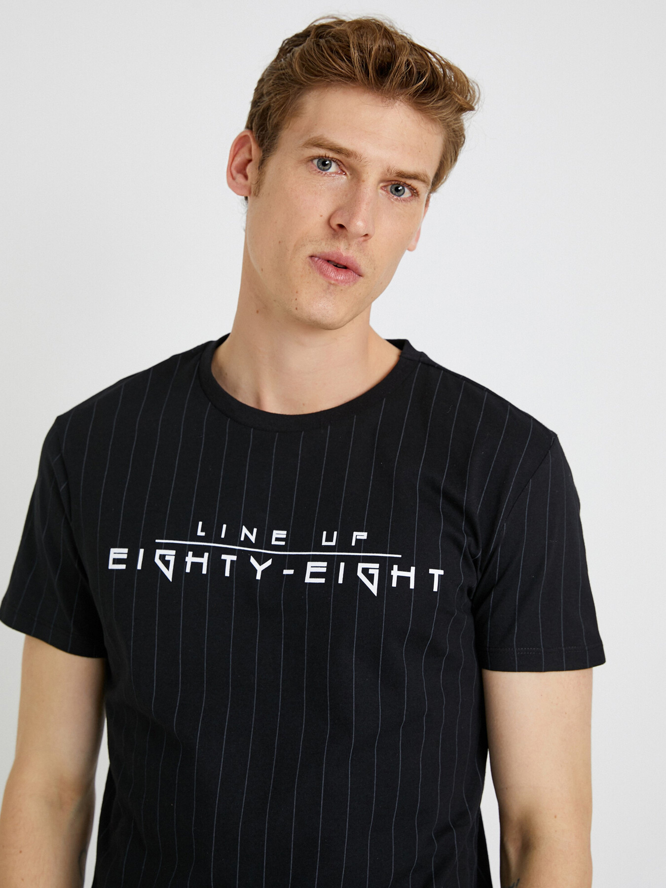 Футболки и поло Koton модель 1YAM14903OK04M Фото