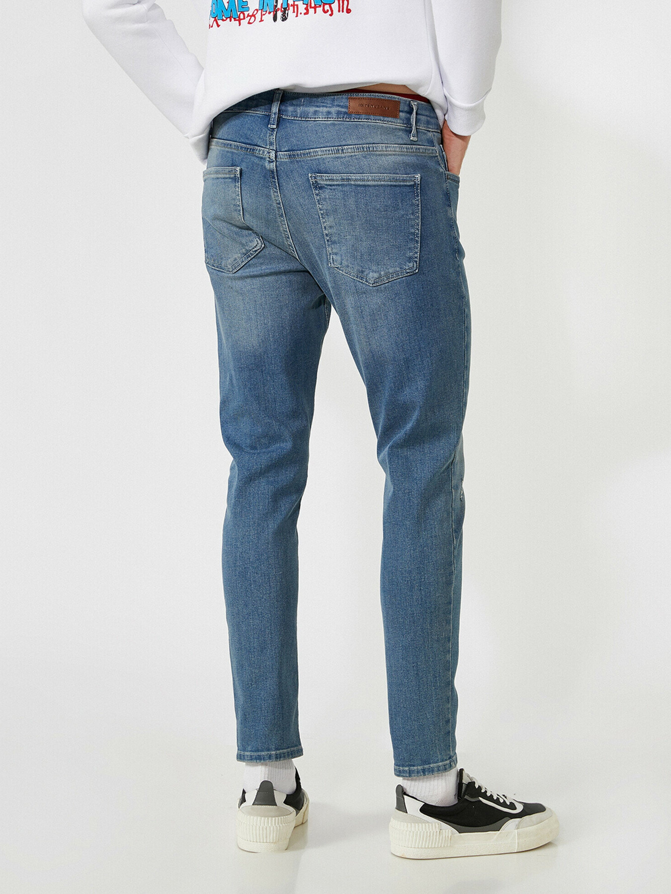 Джинсы Koton Brad Slim модель 2KAM45529LD741 Фото