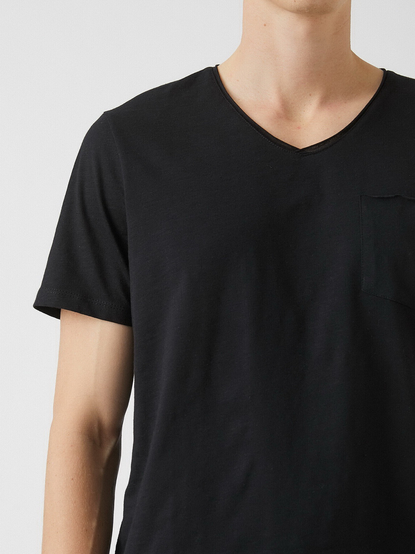 Футболки и поло Koton модель 2SAM10418HK999 Фото