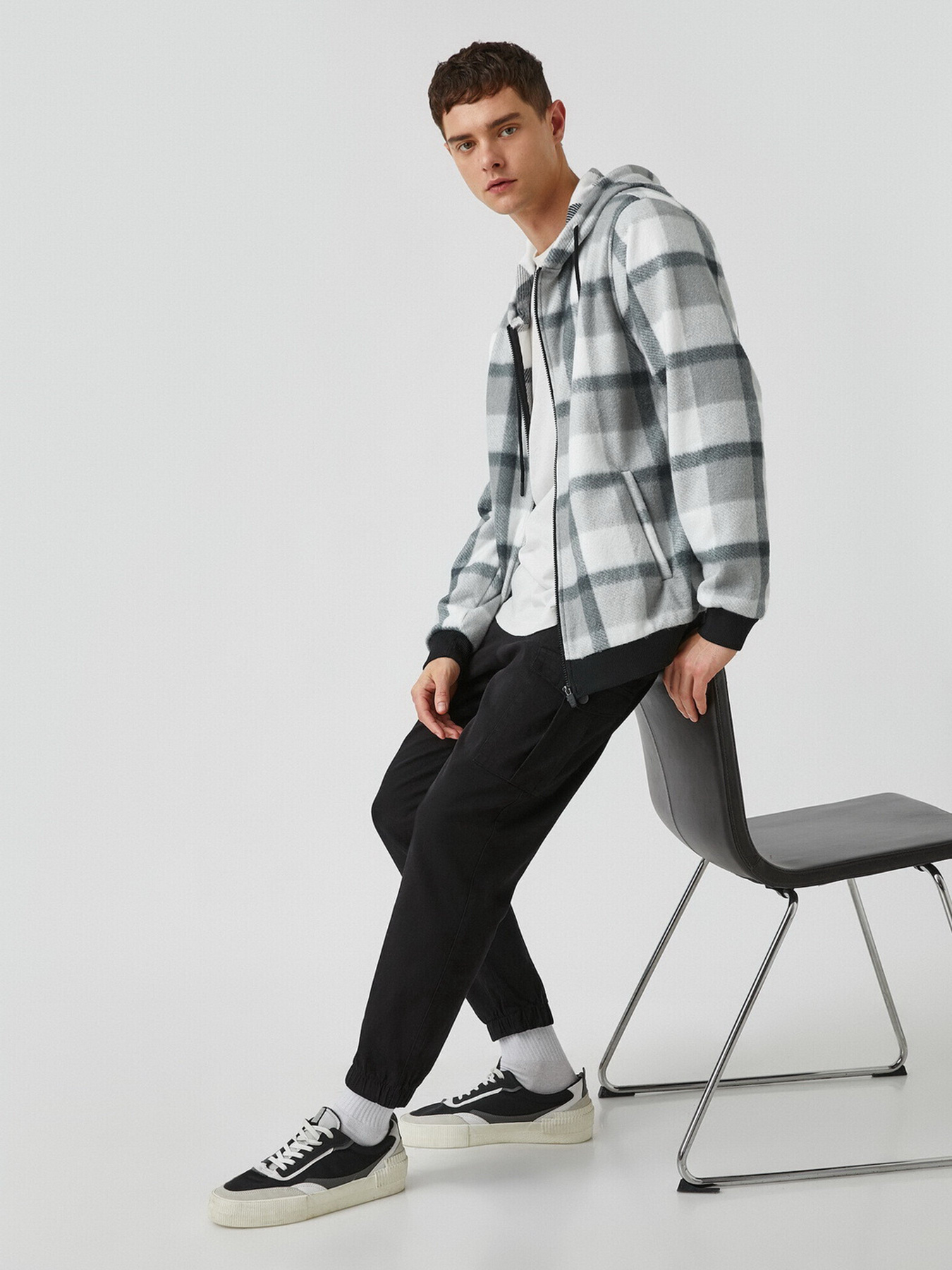 Спортивна кофта Koton модель 2SAM70027MK0C3 Фото