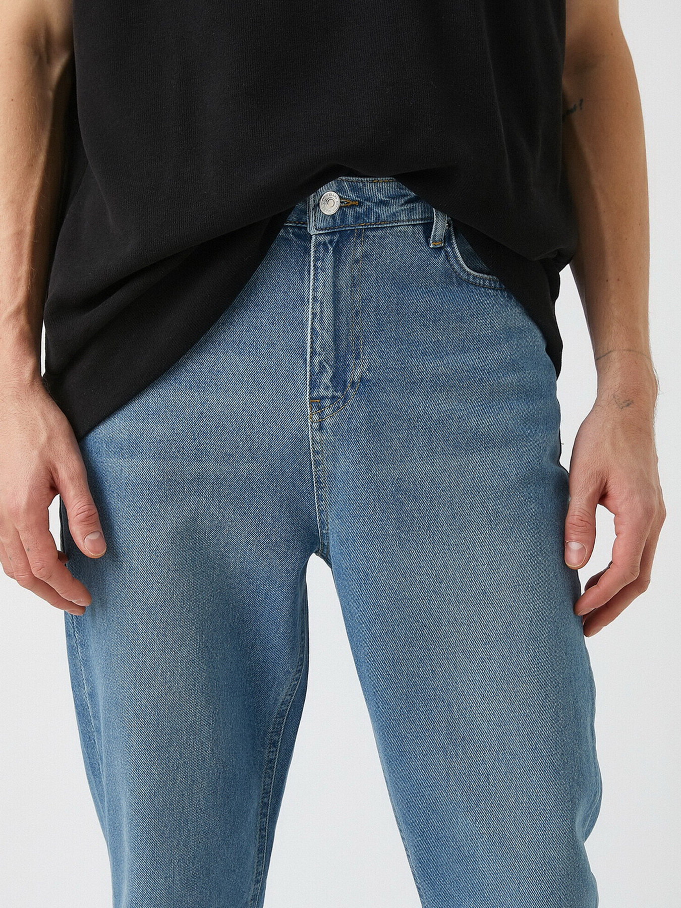 Джинсы Koton Robert Loose модель 2SAM40108BD740 Фото