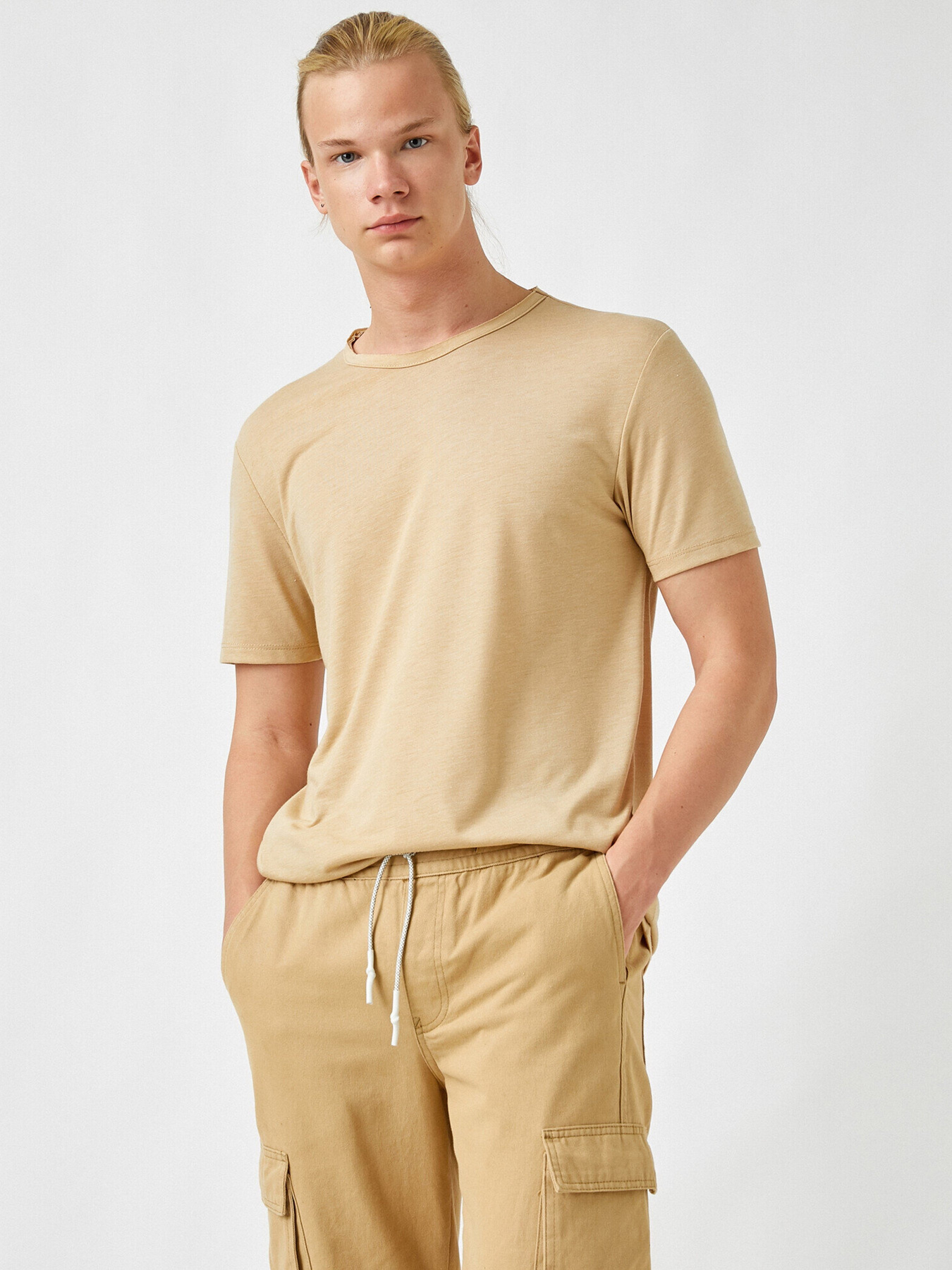 Футболка Koton модель 2YAM12018LK050 Фото