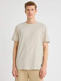 Футболки и поло Koton модель 1YAM12264LK050 Футболки и поло Koton модель 1YAM12264LK050 Фото