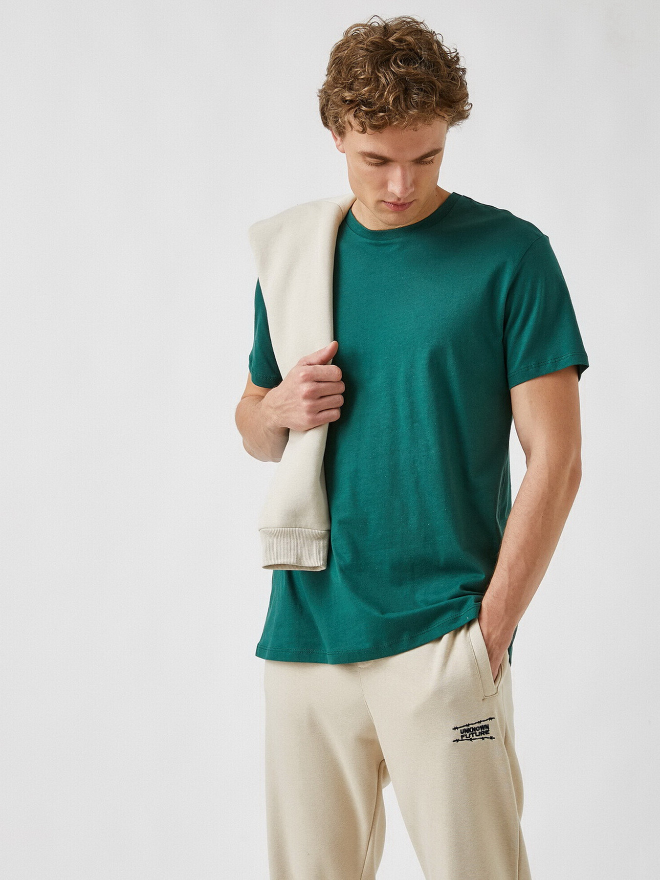 Футболки і поло Koton модель 2YAM12136LK785 Фото