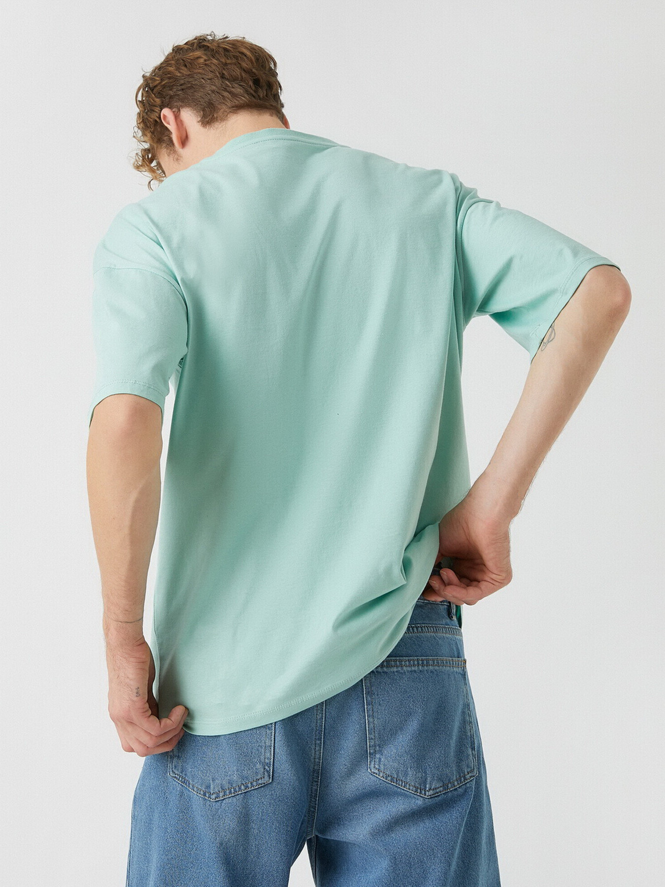 Футболки и поло Koton модель 2YAM12265LK660 Фото