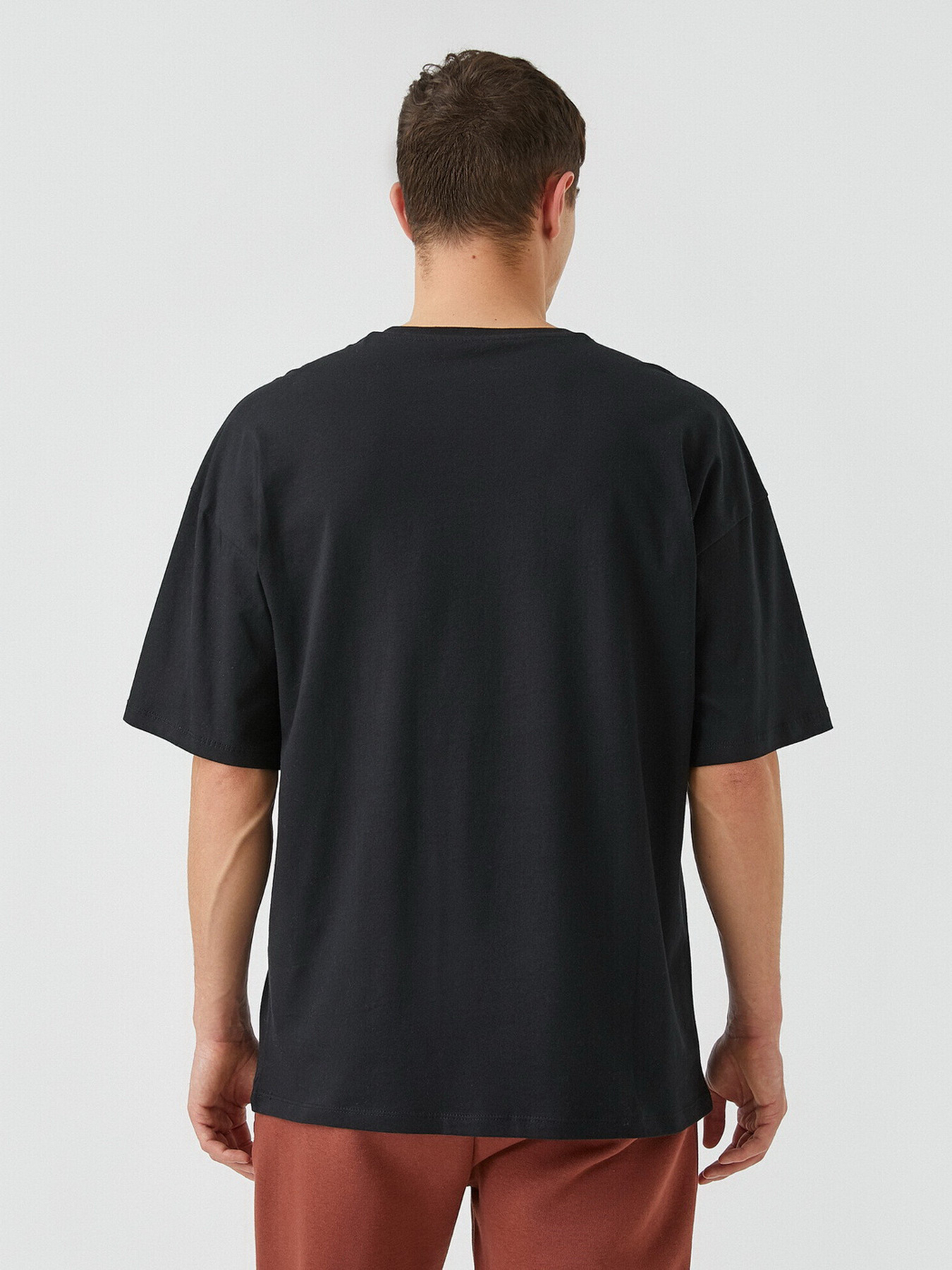 Футболки і поло Koton модель 2YAM12265LK999 Футболки і поло Koton модель 2YAM12265LK999 Фото