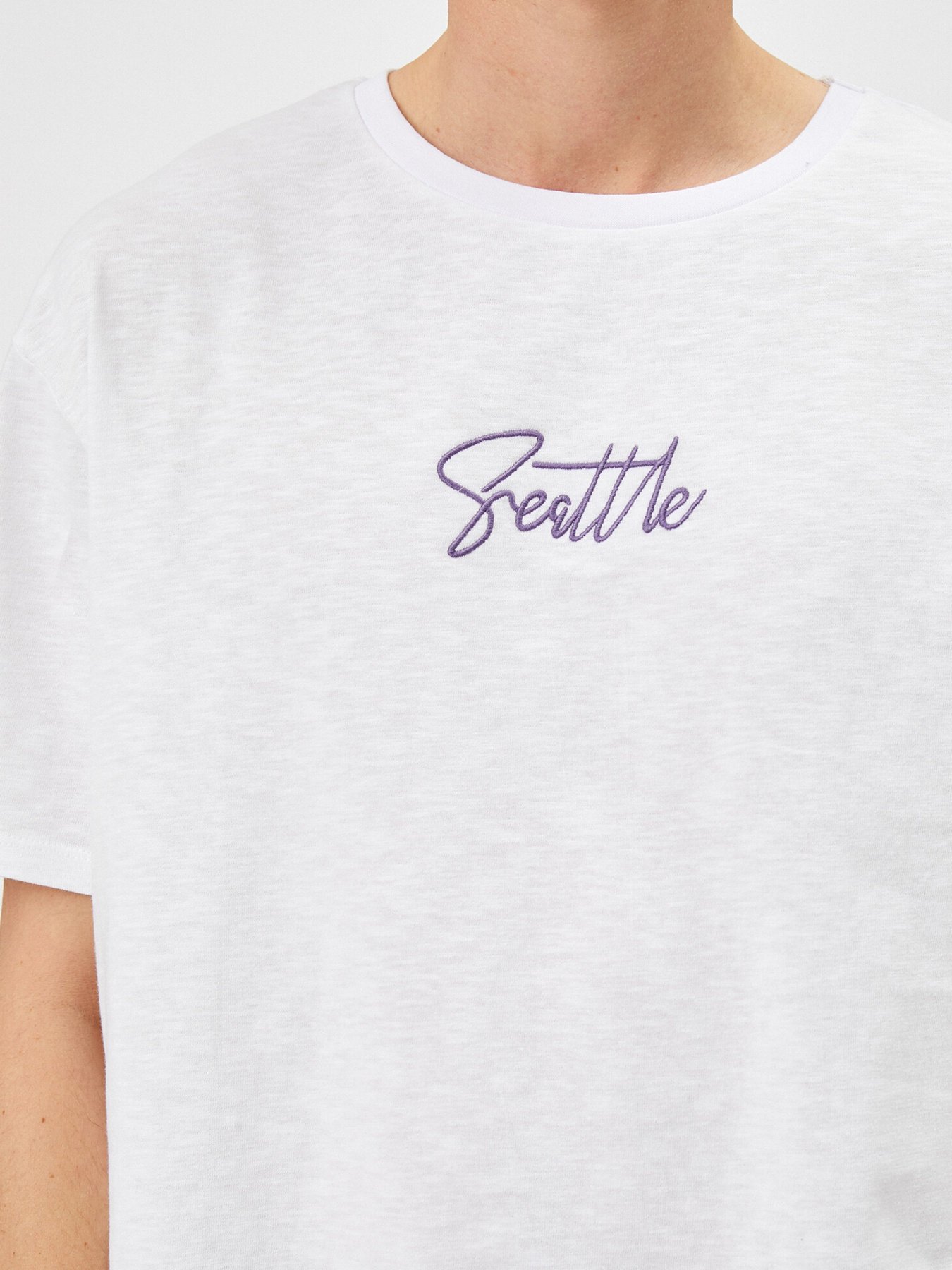 Футболки и поло Koton модель 1YAM14702HK000 Фото