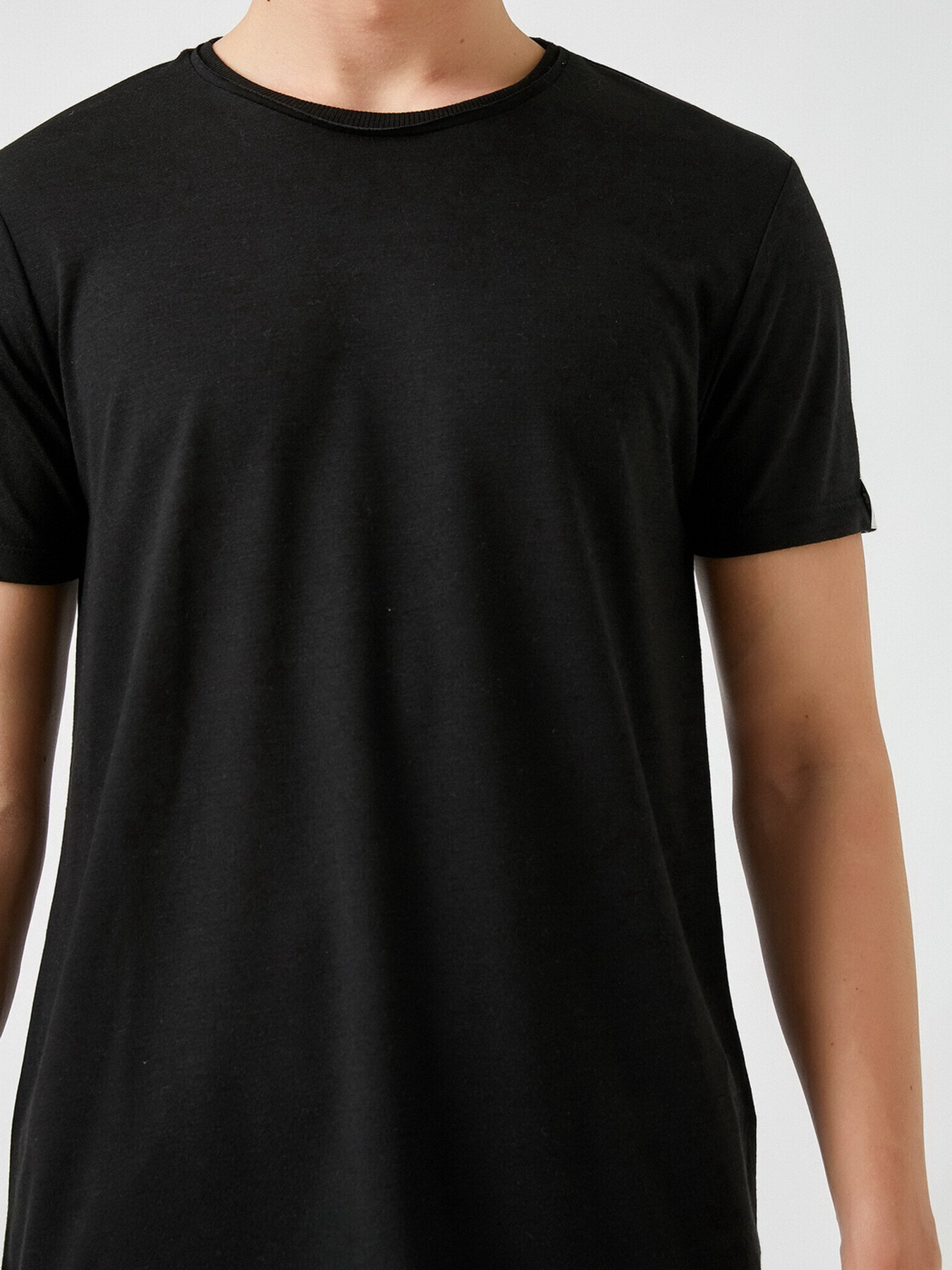 Футболки і поло Koton модель 2YAM12522HK999 Фото