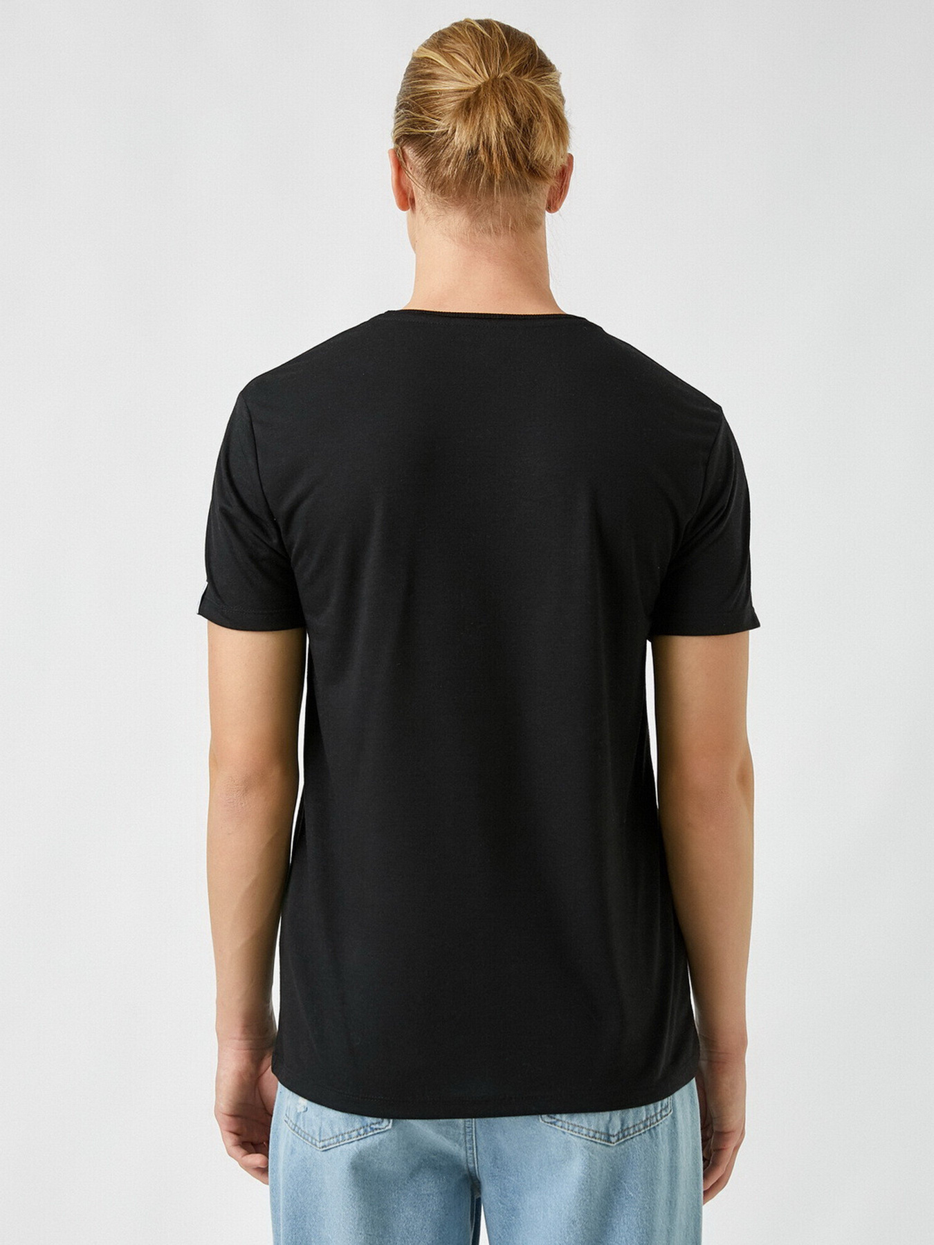 Футболки и поло Koton модель 2YAM12522HK999 Фото