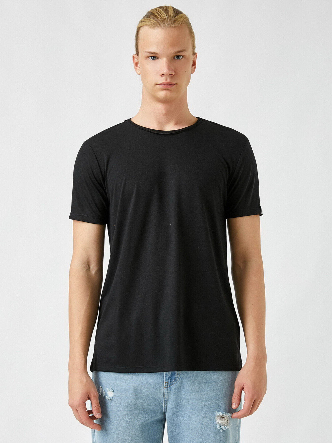 Футболки и поло Koton модель 2YAM12522HK999 Фото