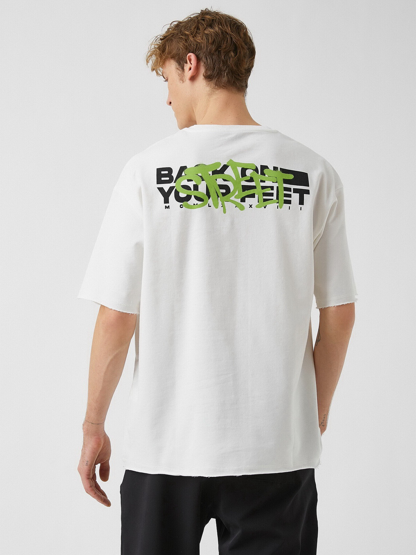 Футболка Koton модель 2YAM11120HK001 Фото