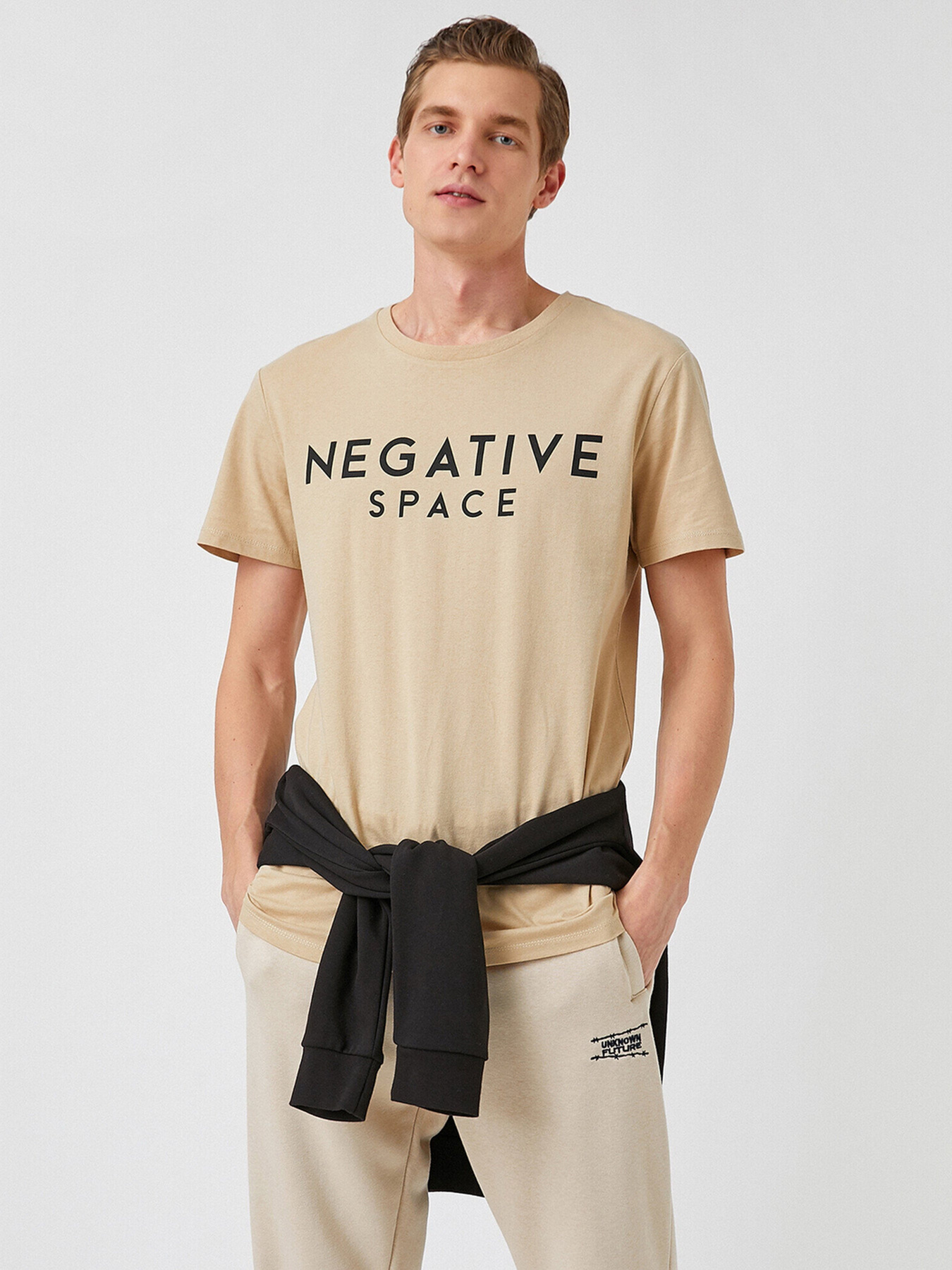 Футболки и поло Koton модель 2YAM11821LK050 Фото