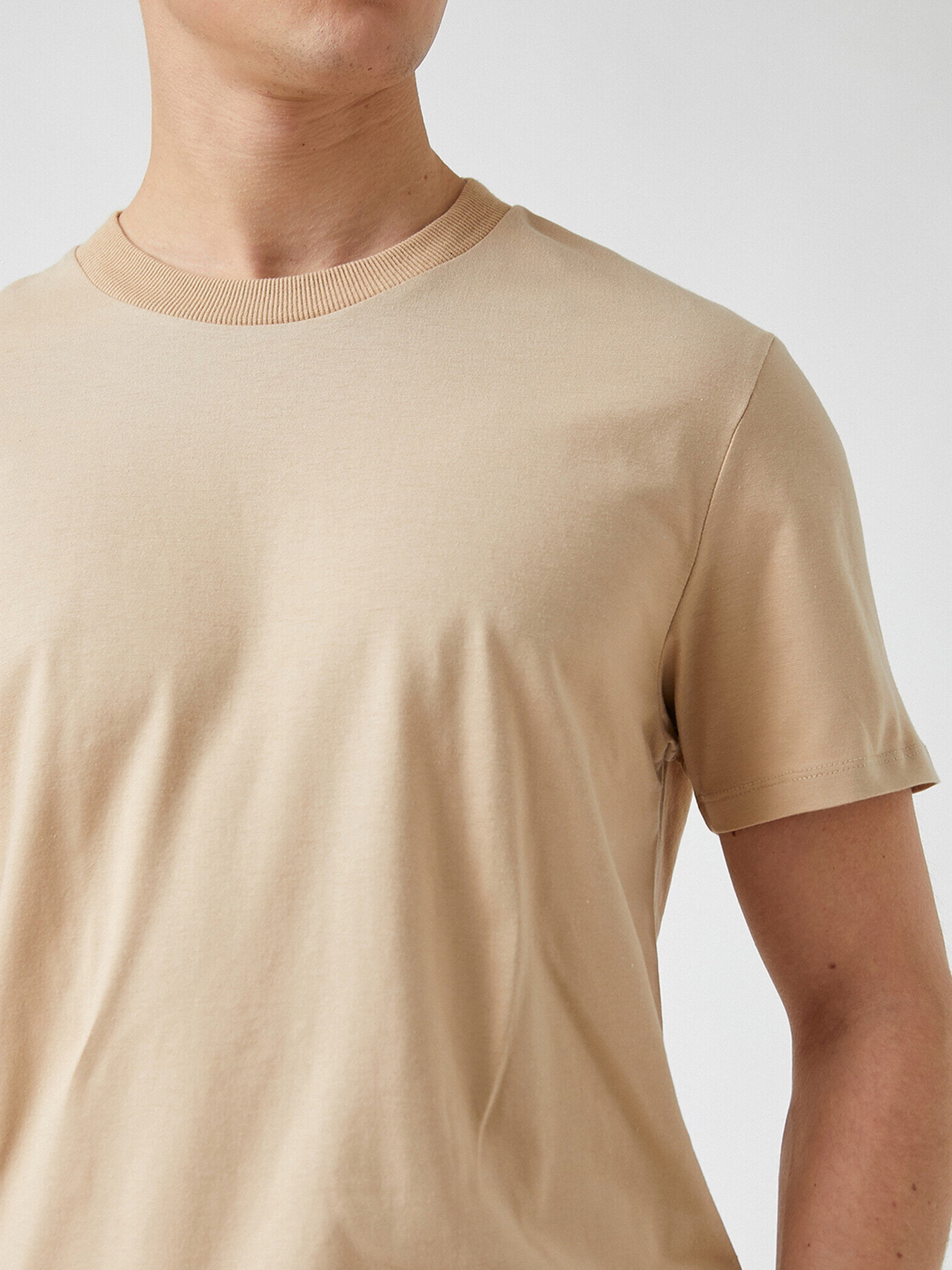 Футболки и поло Koton модель 2YAM12095LK050 Фото