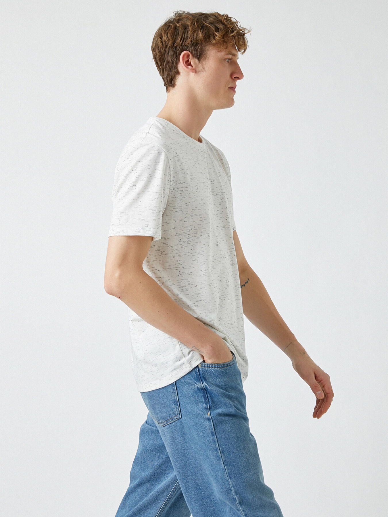 Футболка Koton модель 2YAM12186LK001 Фото