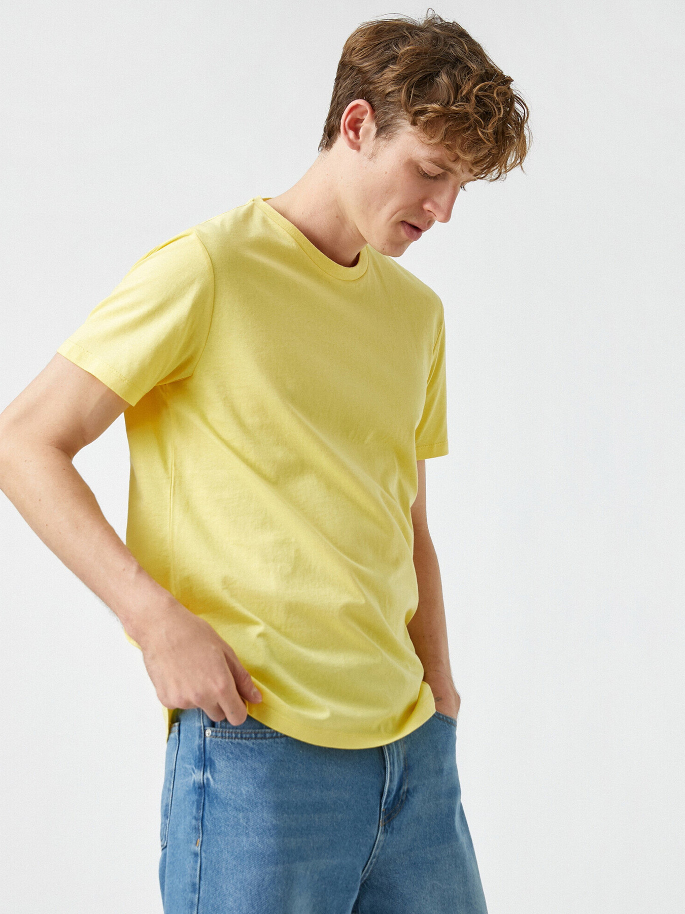 Футболка Koton модель 2YAM12136LK151 Футболка Koton модель 2YAM12136LK151 Фото