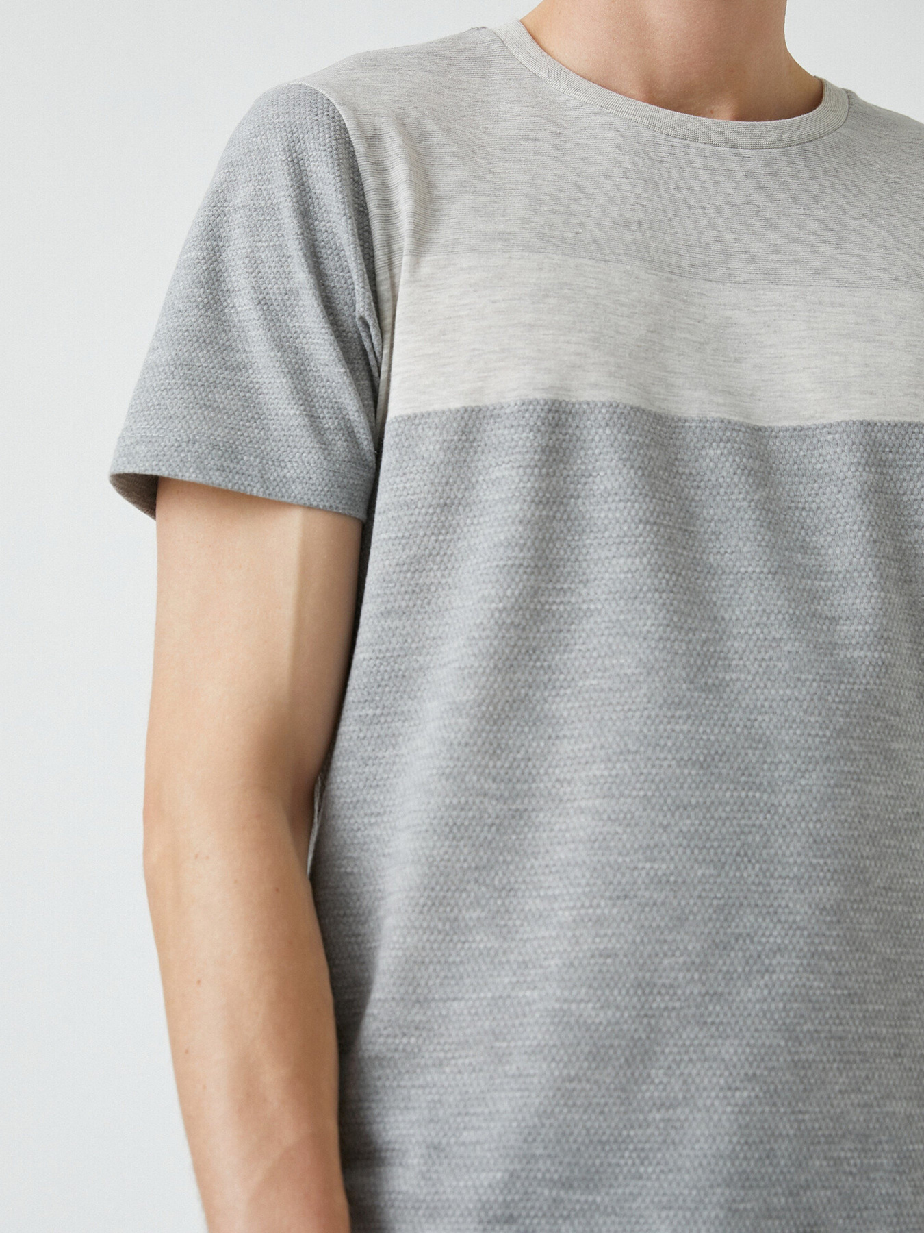 Футболка Koton модель 2YAM14392OK027 Фото