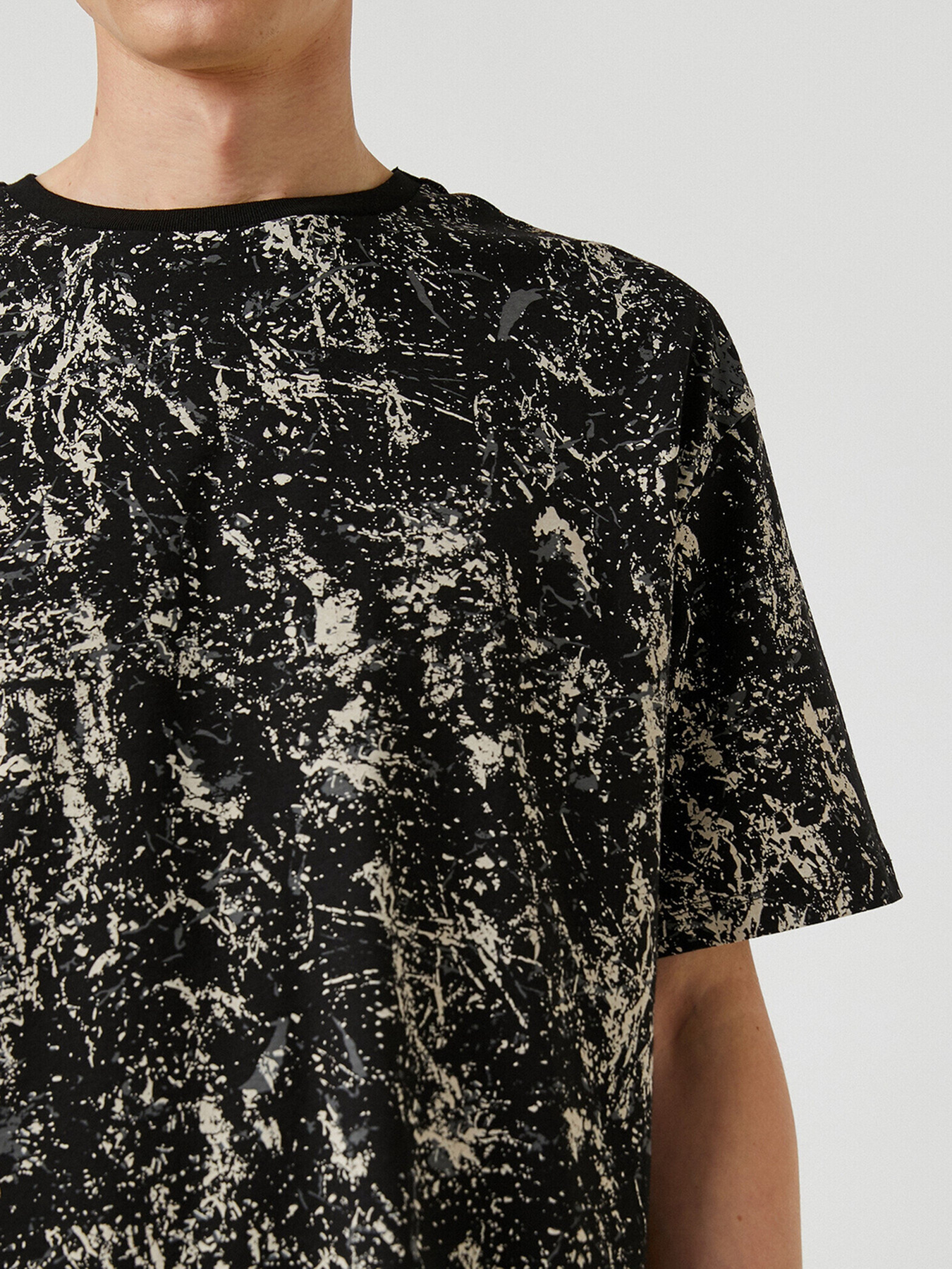 Футболки и поло Koton модель 2YAM11176OK03C Фото