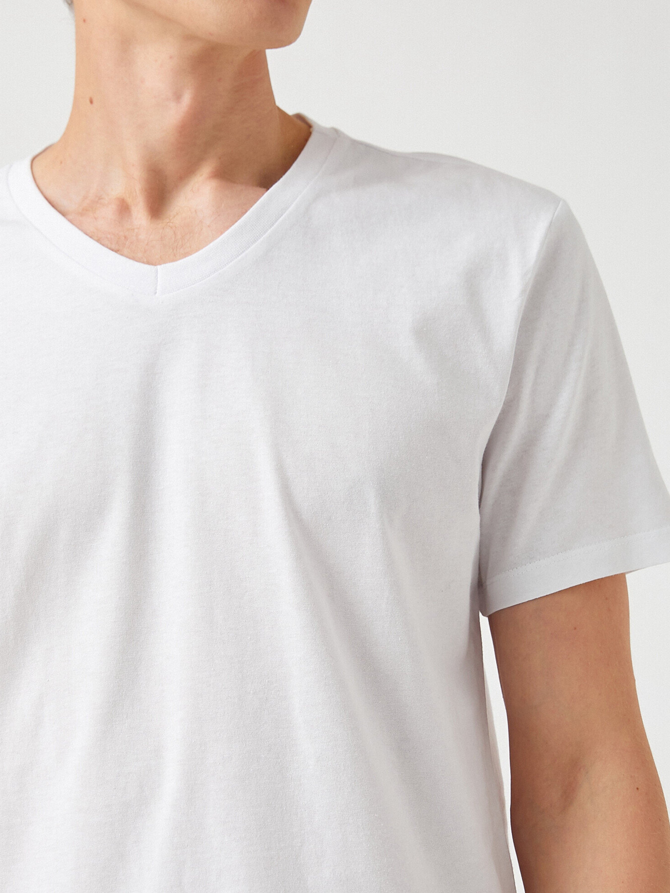 Футболка Koton модель 2SAM10383HK000 Фото