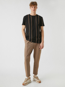 Футболки і поло Koton модель 2YAM11836LK02N Футболки і поло Koton модель 2YAM11836LK02N Фото