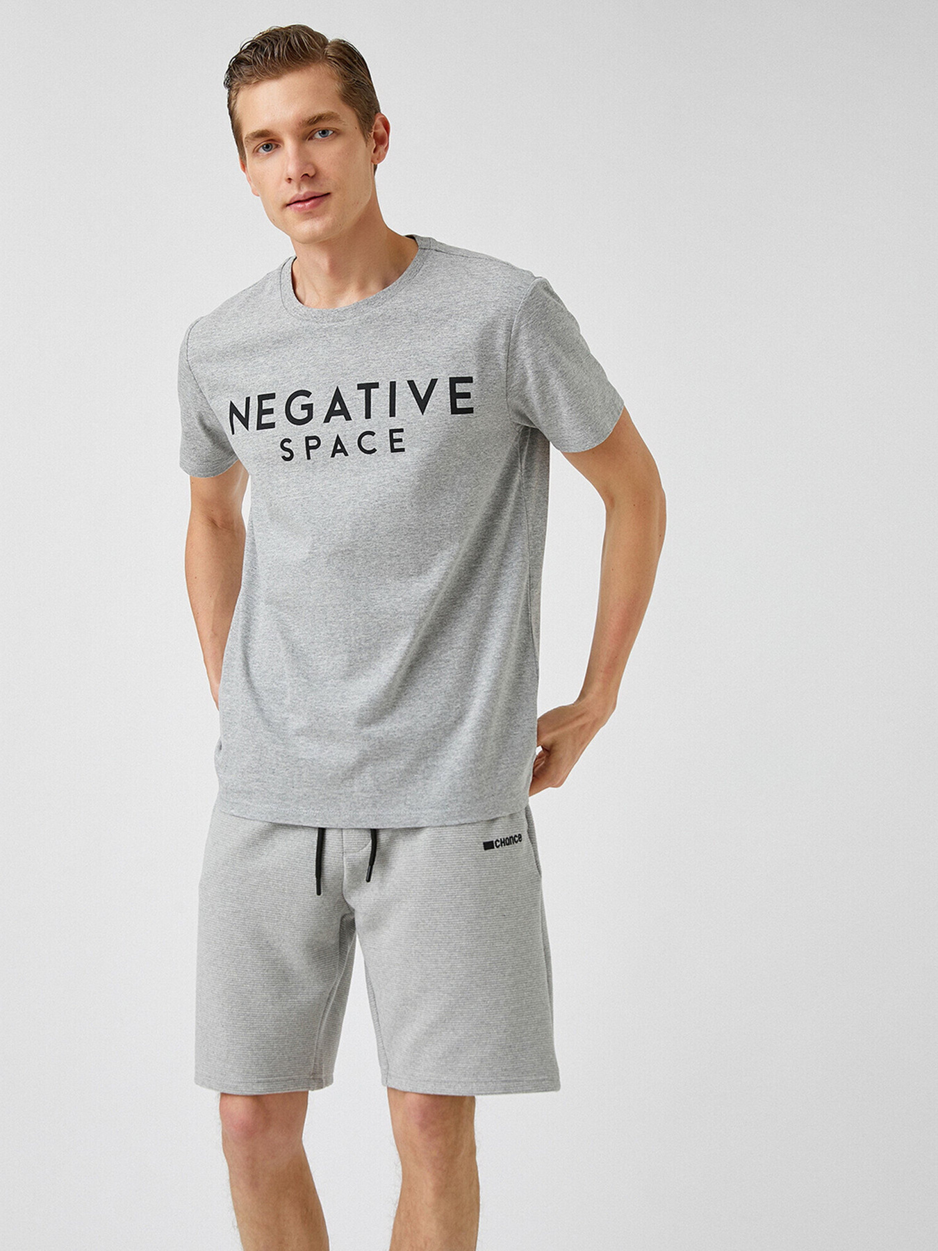 Футболки і поло Koton модель 2YAM11821LK023 Фото