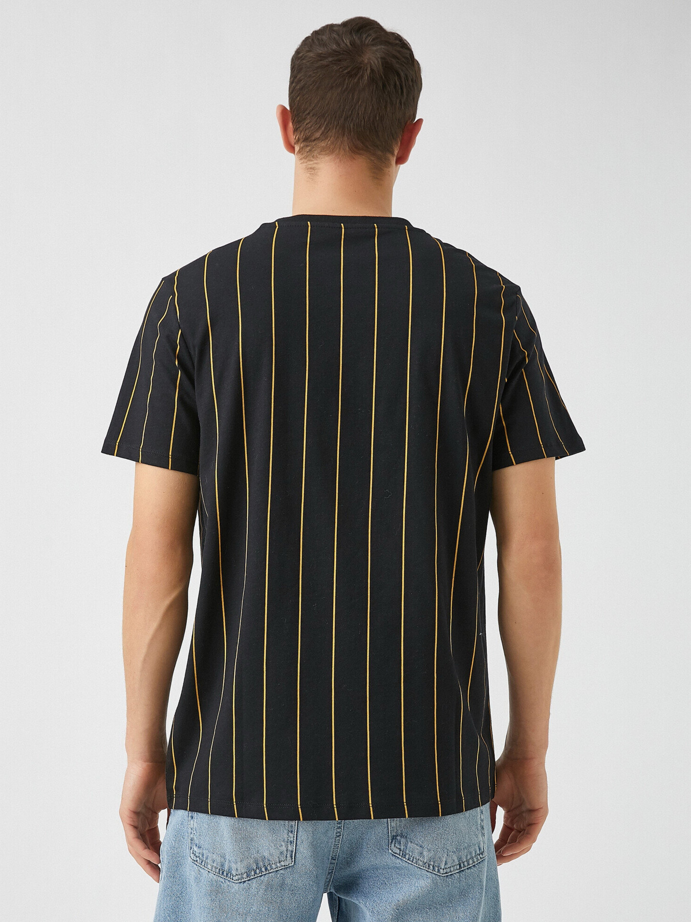 Футболки и поло Koton модель 2YAM14292OK01V Фото