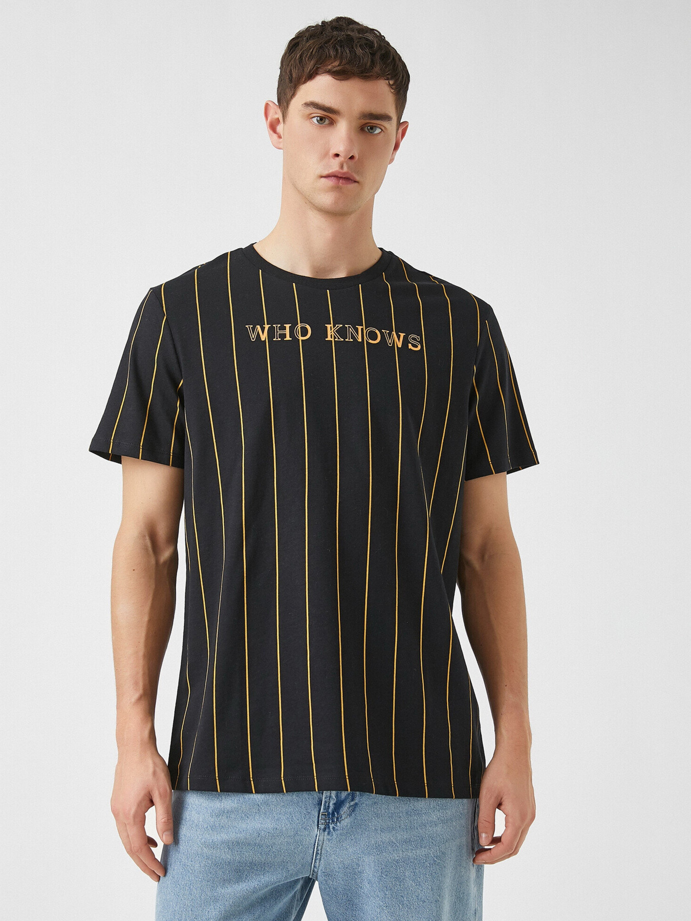 Футболки і поло Koton модель 2YAM14292OK01V Футболки і поло Koton модель 2YAM14292OK01V Фото