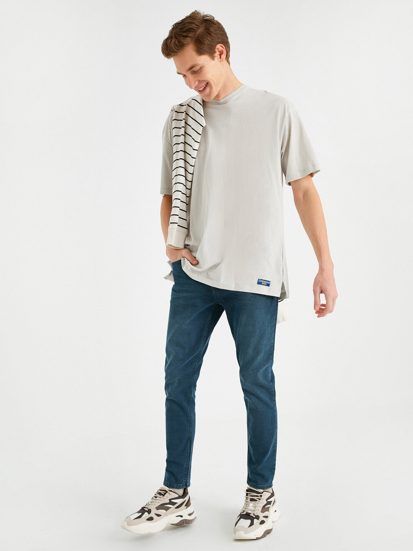 Джинсы Koton модель 2YAM43586MD700 Фото