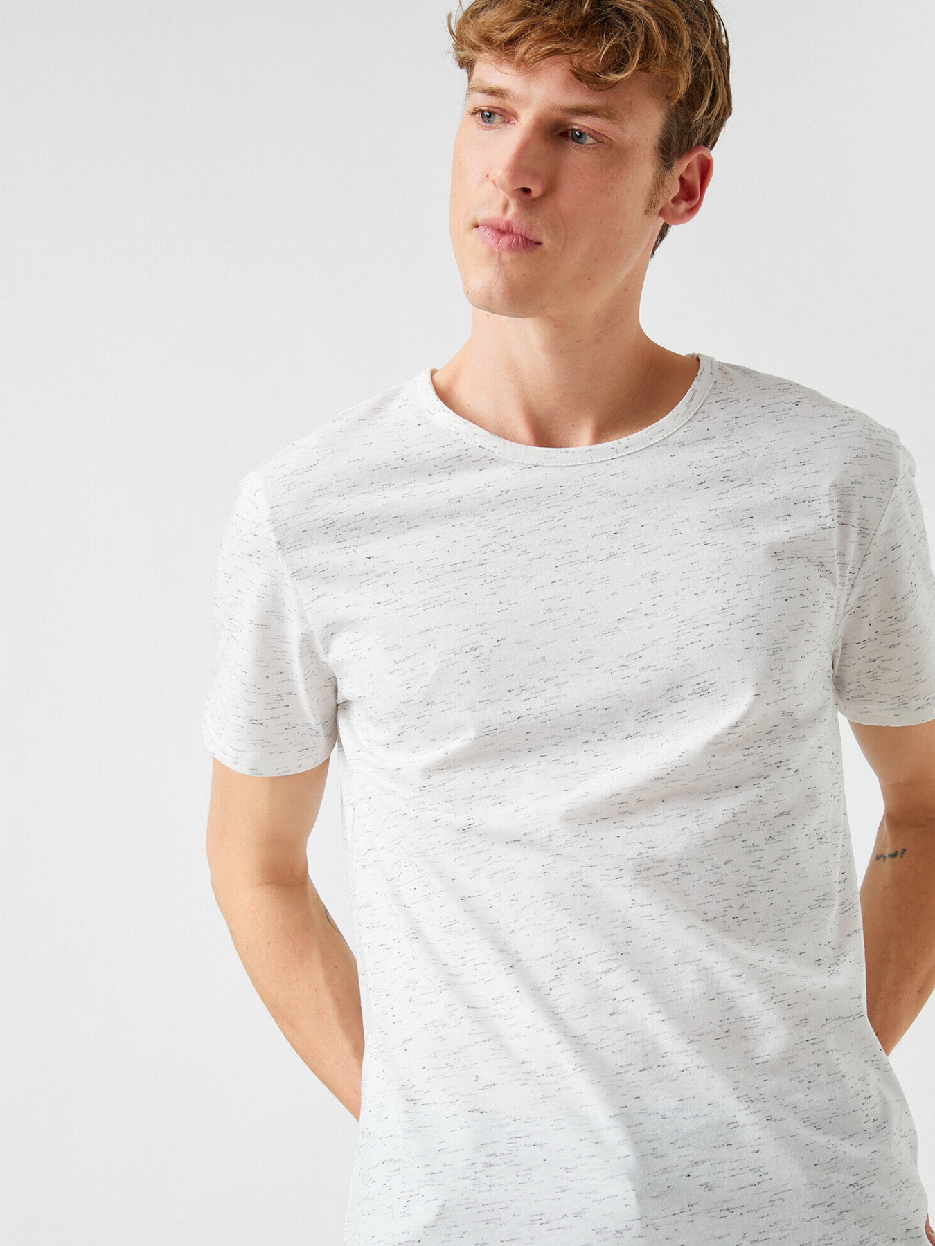 Футболка Koton модель 2SAM10404HK000 Фото