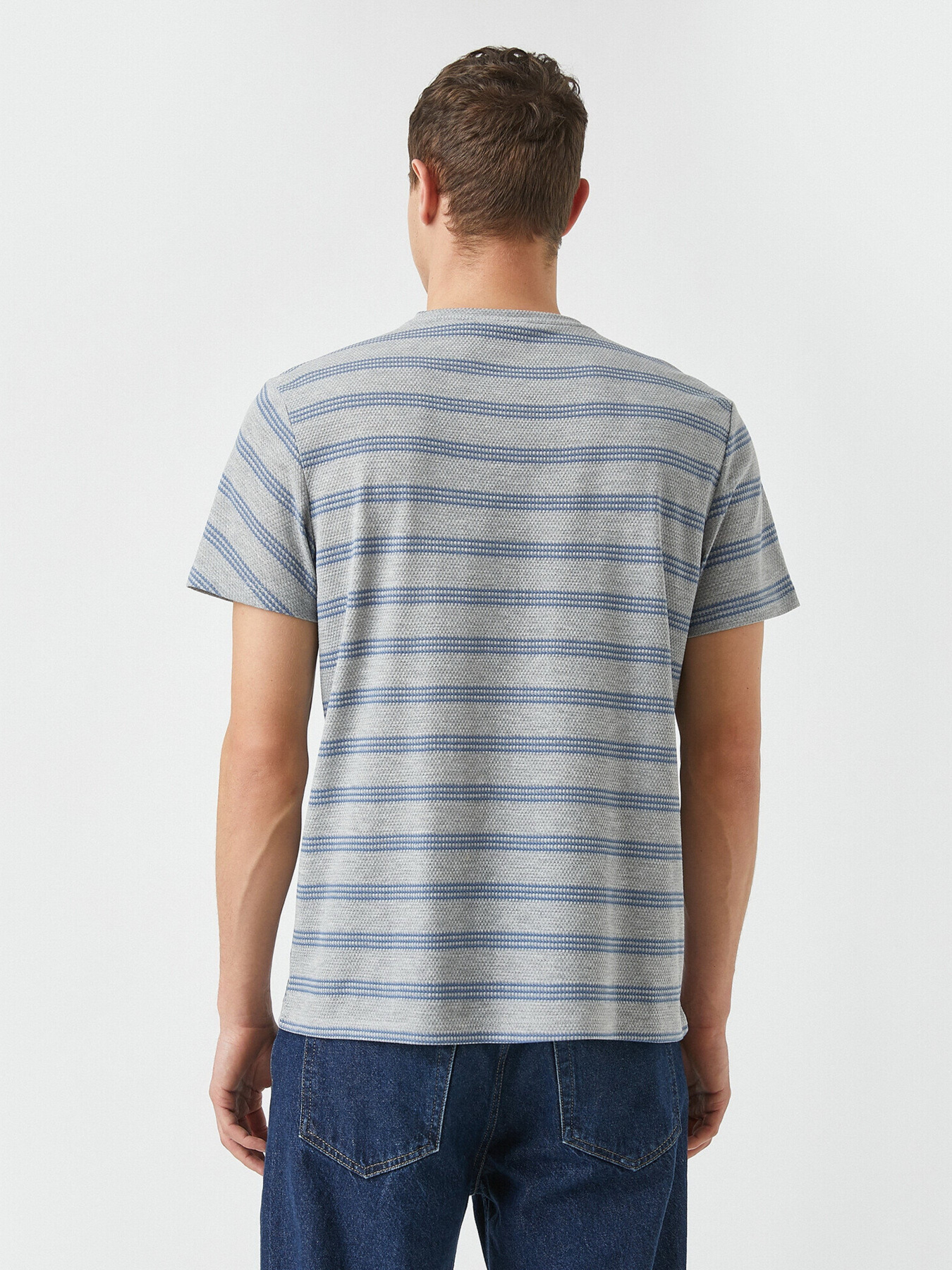 Футболка Koton модель 2YAM14832LK04K Фото