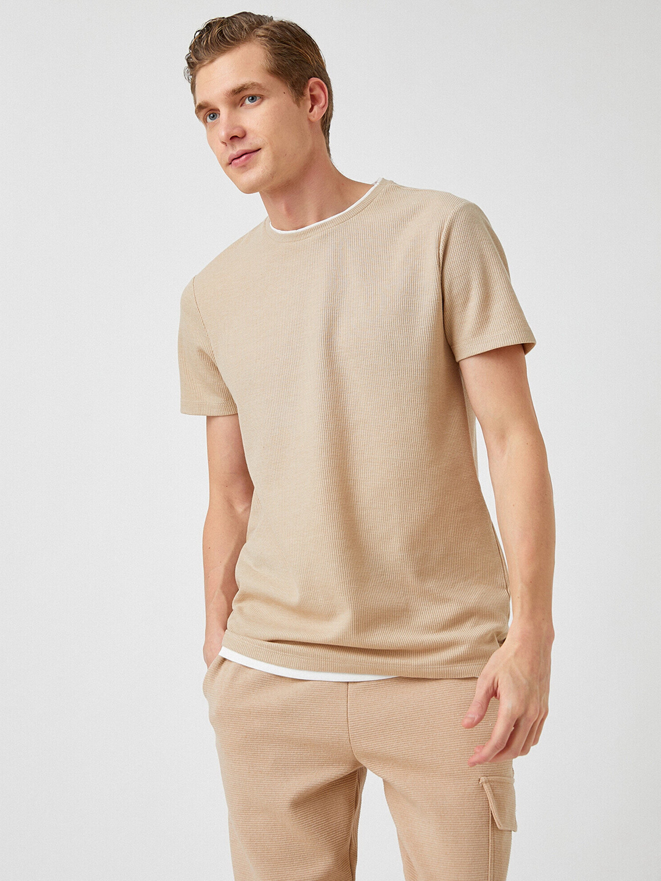 Футболка Koton модель 2YAM12183LK050 Фото