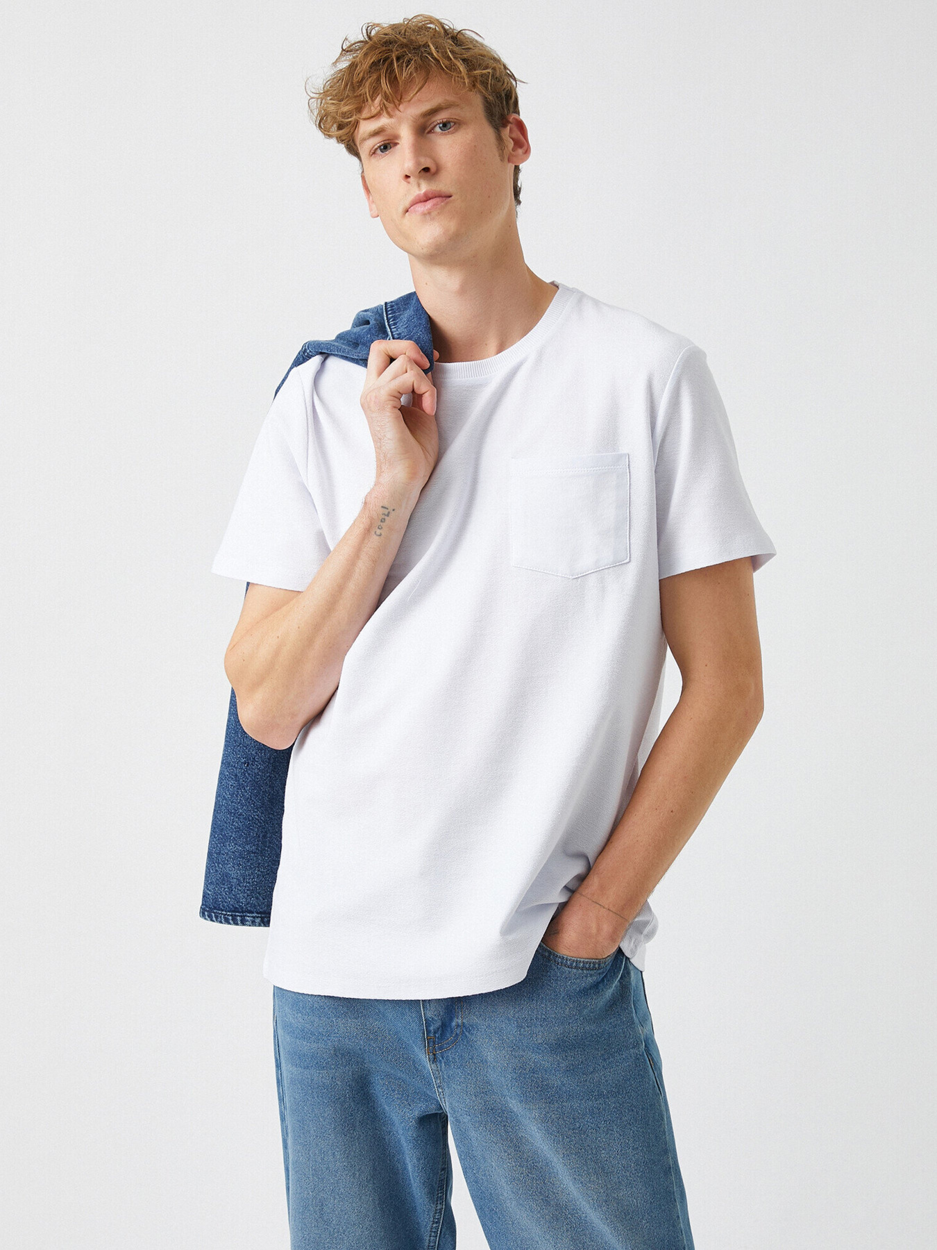 Футболки і поло Koton модель 2YAM11425LK000 Фото