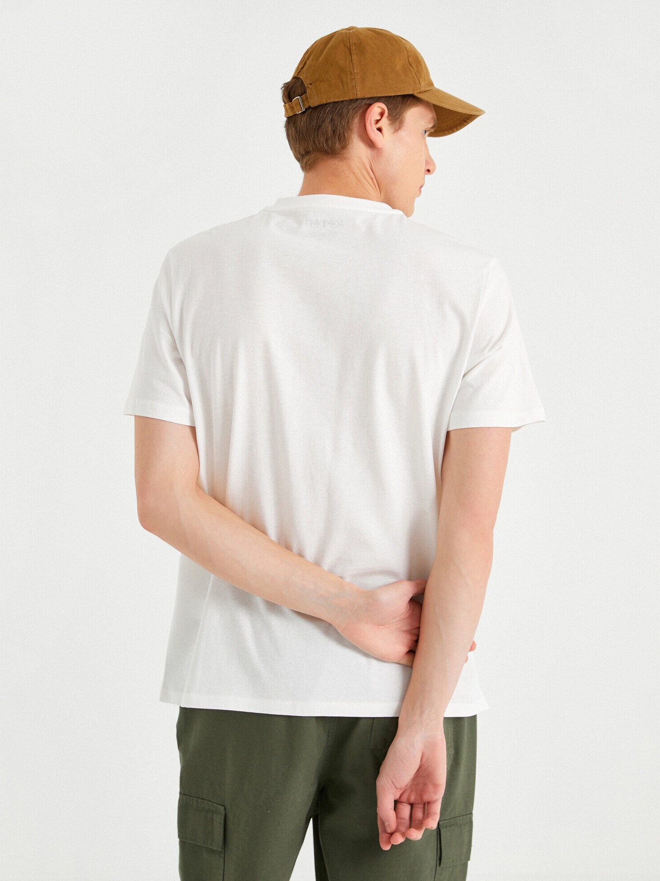 Футболки и поло Koton модель 2YAM11172OK001 Фото